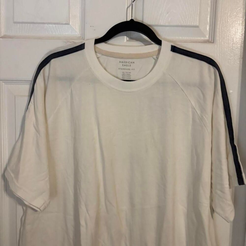 American-eagle Men's White and Cream T-shirt